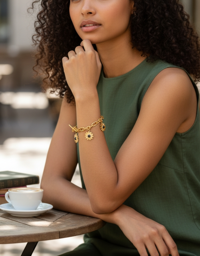 BRACELET CHARMS NOUR
