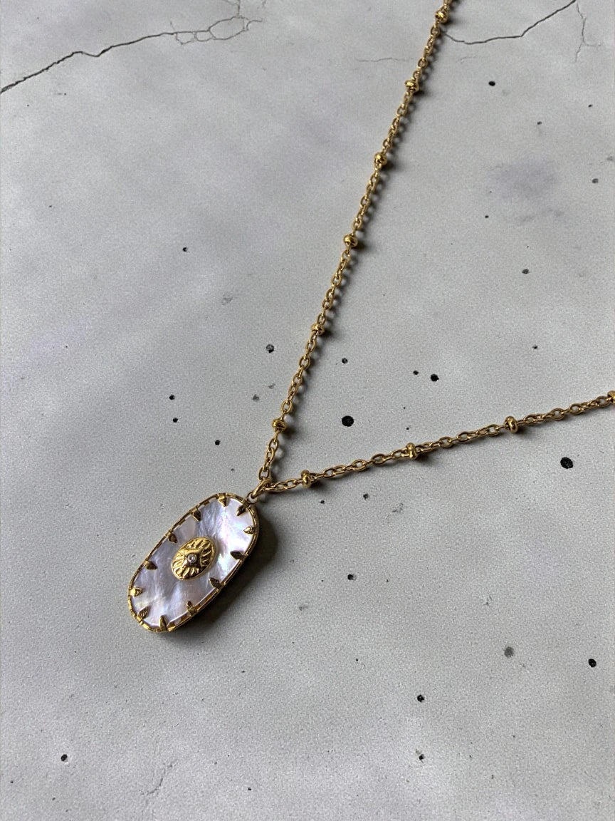 Collier MAI