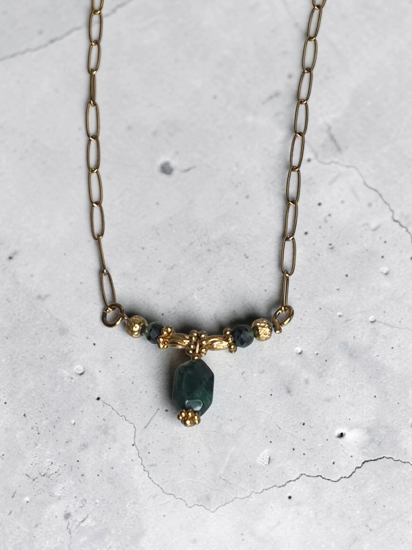 Collier MOON